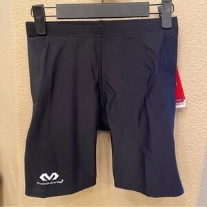 MCDAVID Women Black Lightly Padded Sliding Shorts Size Medium